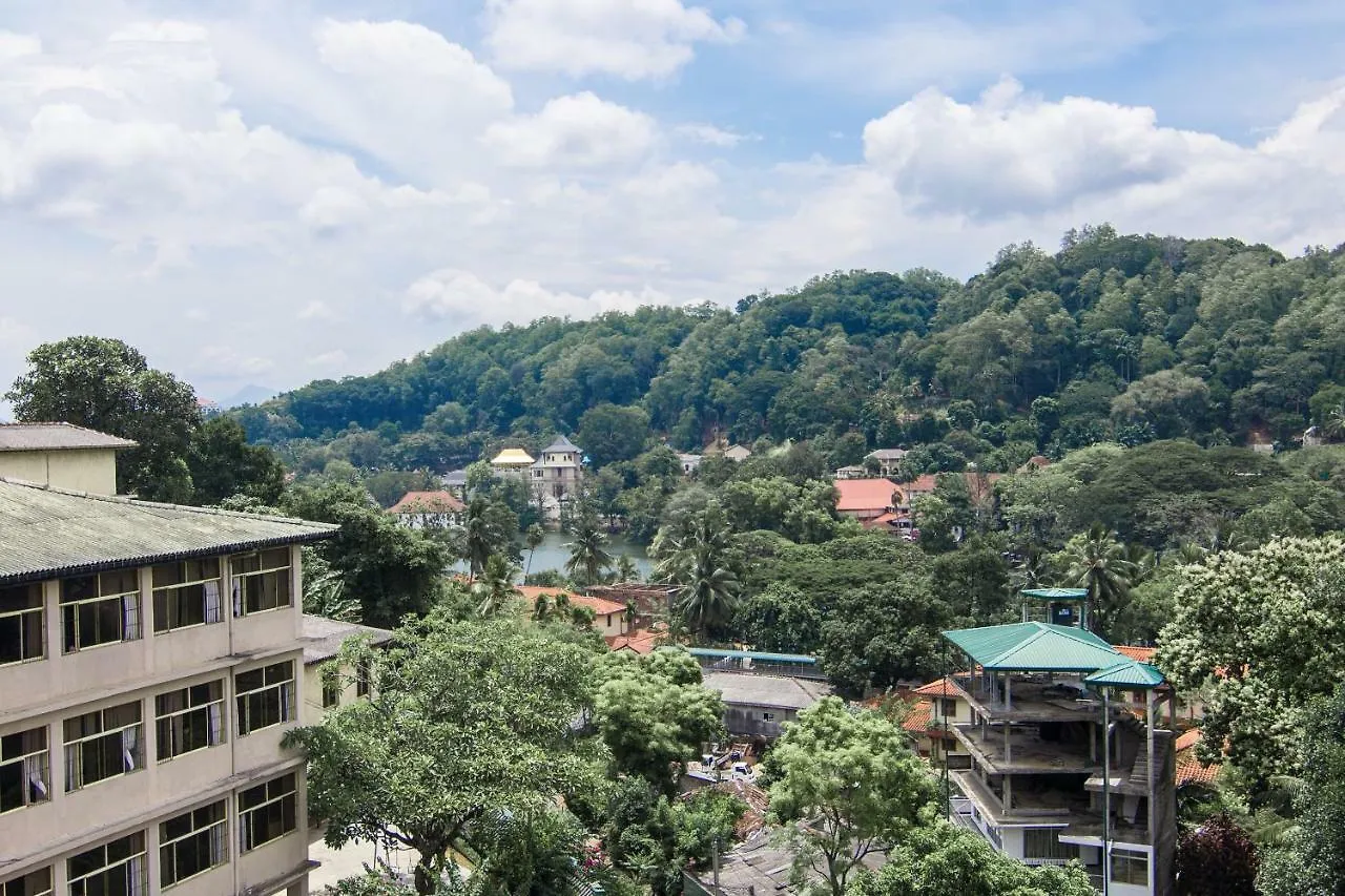 Hotel Janora Hills Kandy 3*,  Sri Lanka